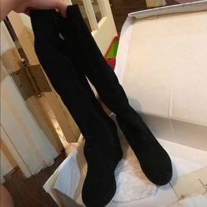 Breaker boots size 6